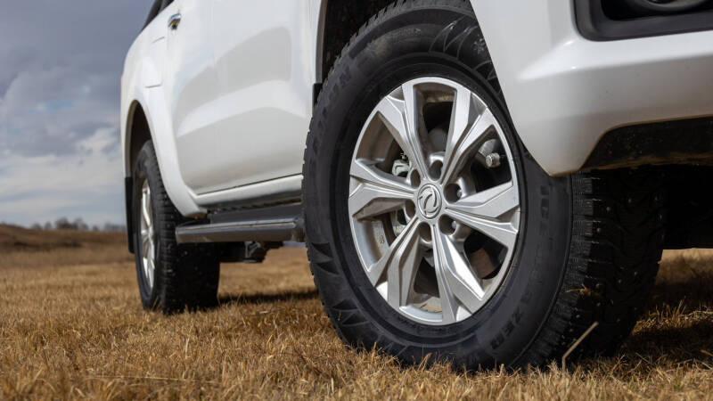 Тест-драйв Dongfeng DF6 — китайский пикап с японскими корнями