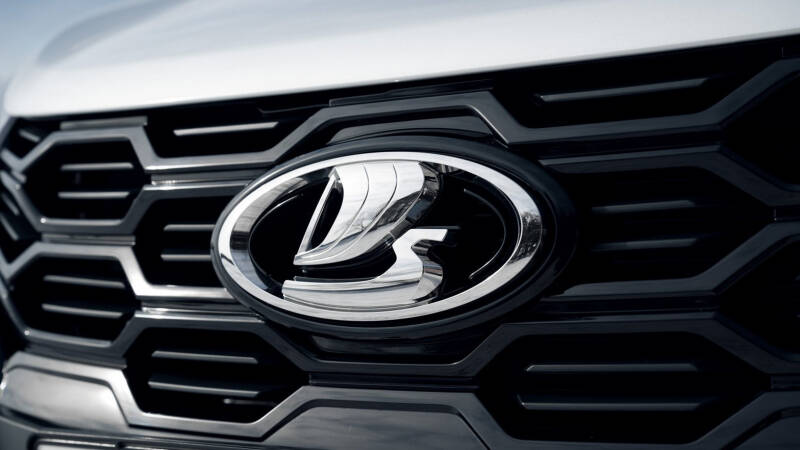 Первый тест-драйв Lada Vesta с вариатором