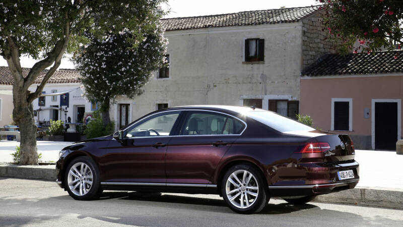 Стоит ли брать Volkswagen Passat В8 c пробегом