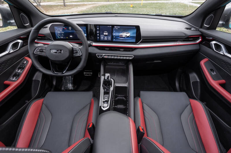 Тест-драйв нового Geely Coolray – что изменилось в кроссовере