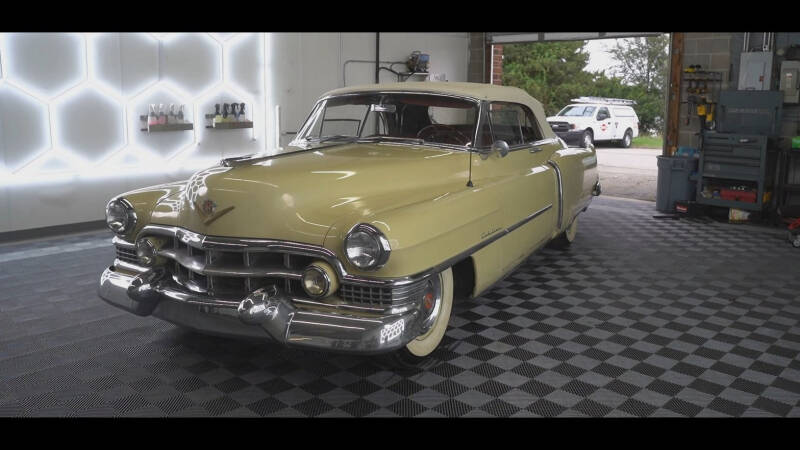 Было-стало: королевский Cadillac отмыли впервые за 30 лет