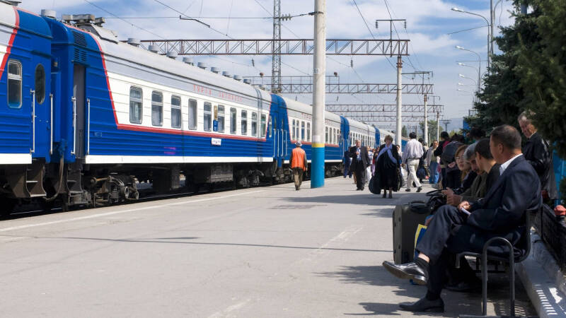 Три четверти россиян проведут майские дома или на даче