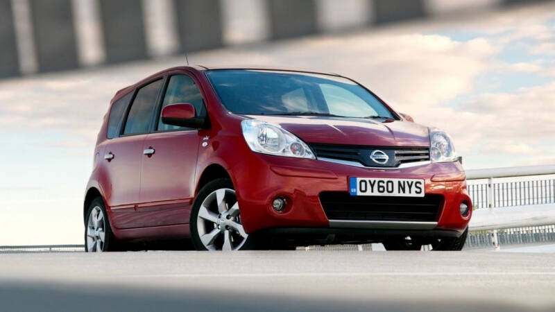Слабые места и «болячки» подержанного Nissan Note