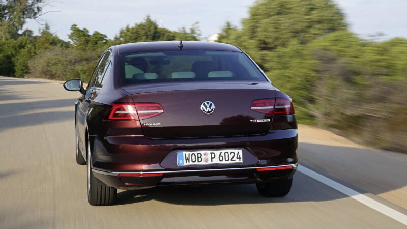 Стоит ли брать Volkswagen Passat В8 c пробегом