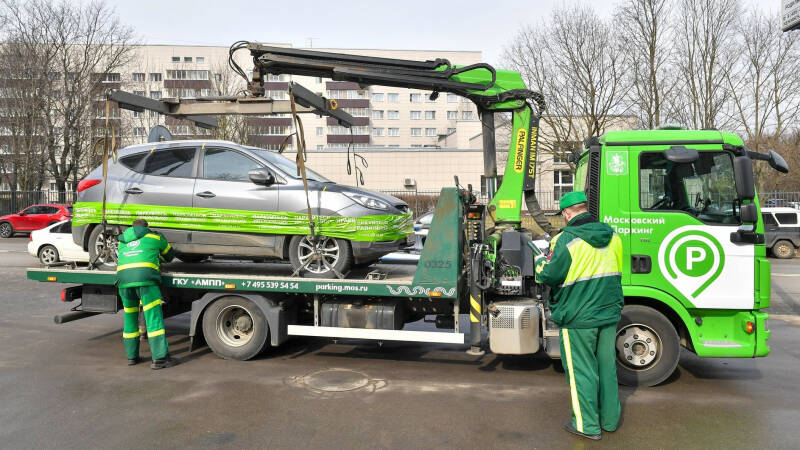 Юрист рассказал, что делать, если ваше парковочное место заняли