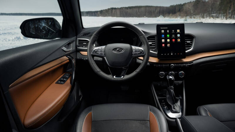 Первый тест-драйв Lada Vesta с вариатором