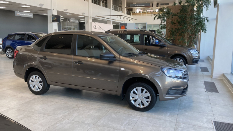 Витамин С: россияне стали покупать машины побольше