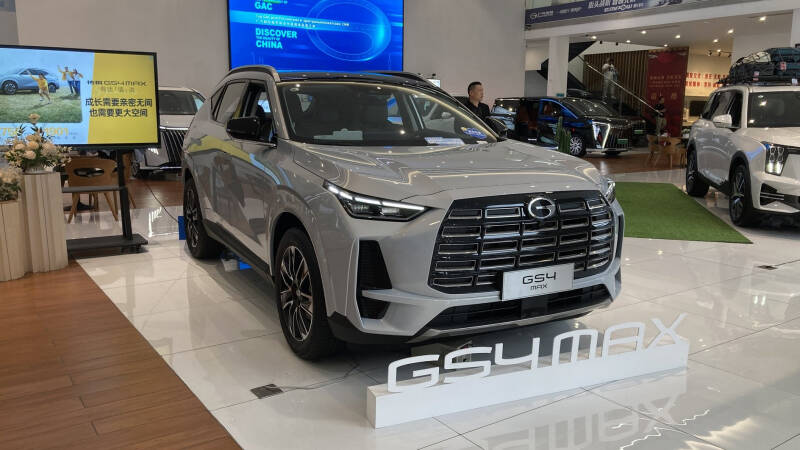 GS3 и GS4 Max — первое знакомство с новыми кроссоверами GAC