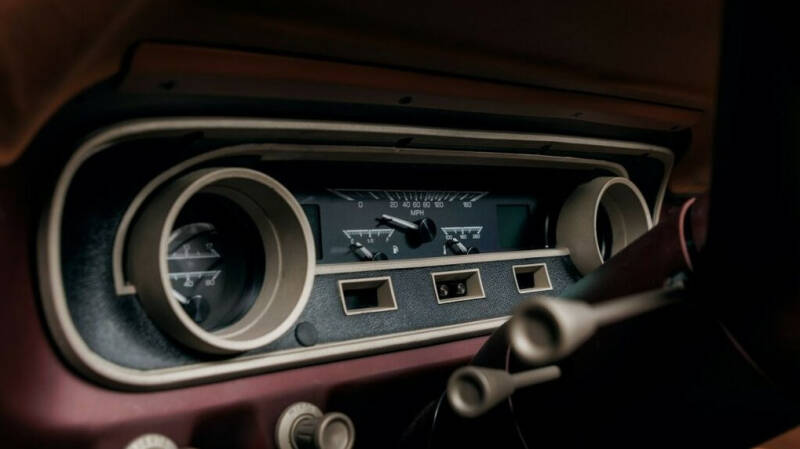 Восстановление Ford Mustang заняло 4000 часов: что получилось