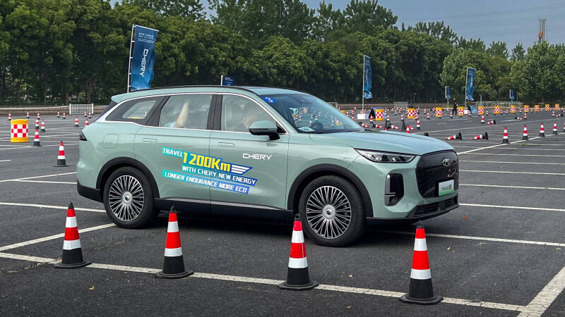 Тест-драйв Chery Tiggo 9 PHEV: новый флагман марки