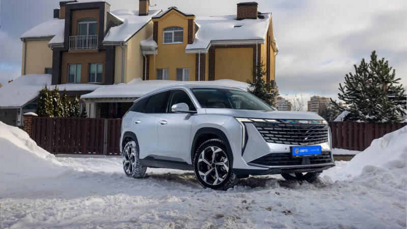 Тест-драйв нового Geely Atlas: как изменился кроссовер