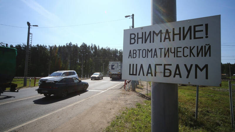Что делать, если машина заглохла на железнодорожных путях?