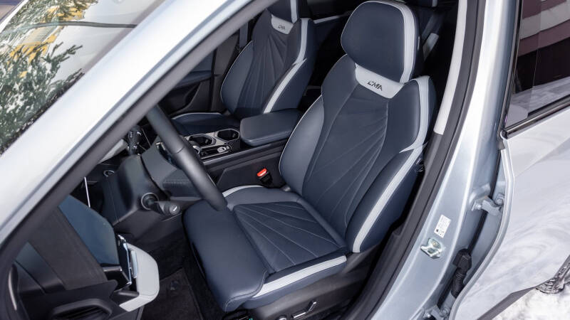 Тест-драйв нового Geely Atlas: как изменился кроссовер