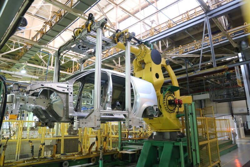 В Узбекистане во время визита Путина обсудили запуск производства &laquo;Лады&raquo;