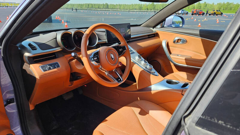 Тест-драйв Ora 07: электромобиль, похожий на Porsche