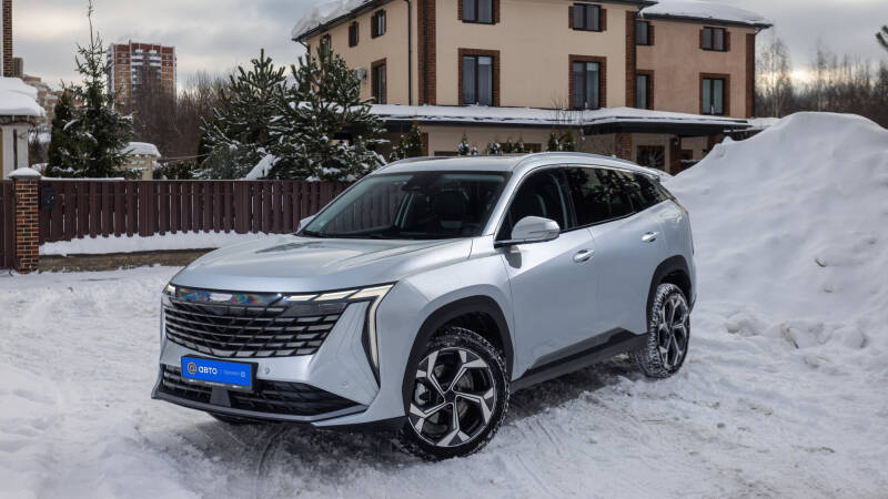 Тест-драйв нового Geely Atlas: как изменился кроссовер