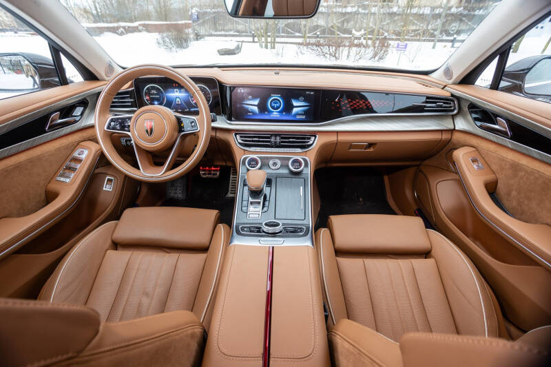 Компания Hongqi рассказала, какие новые модели появятся в&nbsp;России