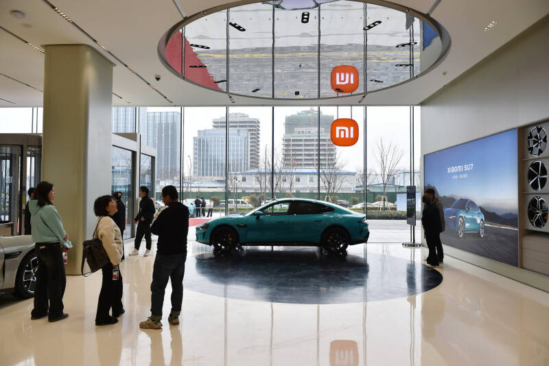 Электрокар Xiaomi пробирается на рынок
