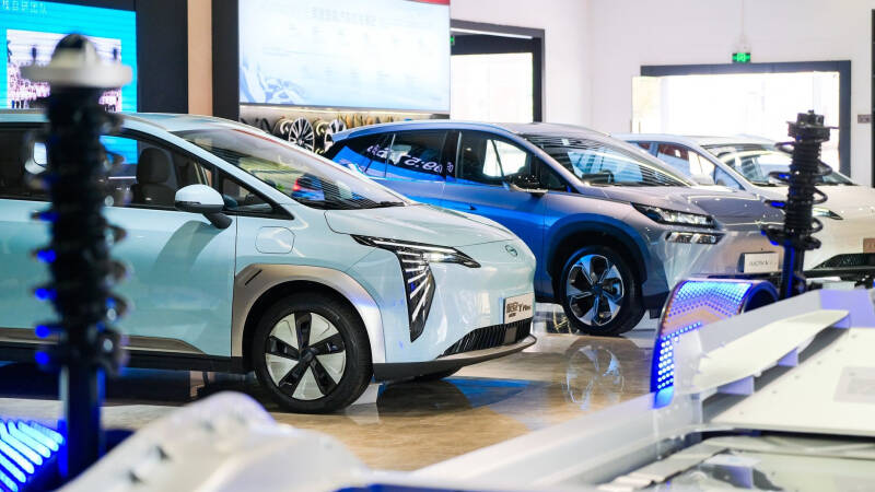 Китайские автокомпании могут запустить ренейминг в России