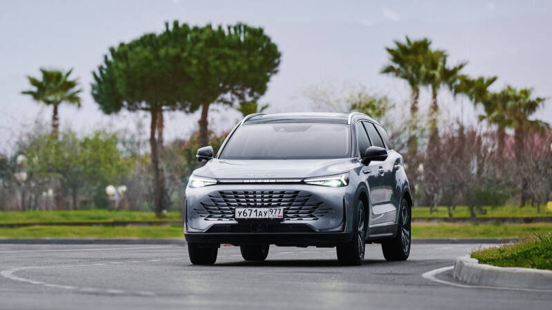 Тест-драйв BAIC X75: что такое недорого и богато