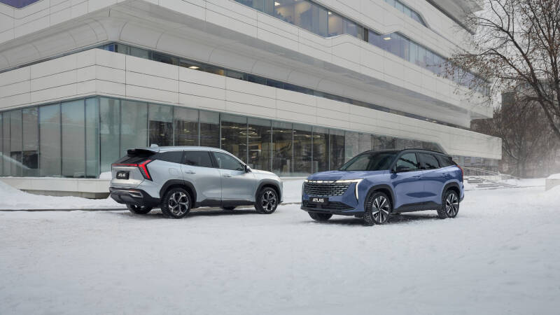 Стали известны цены на новую версию кроссовера Geely Atlas