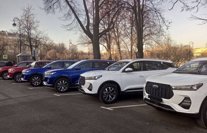 Стало известно, сколько кроссоверов XCite с бывшего завода Nissan купили россияне