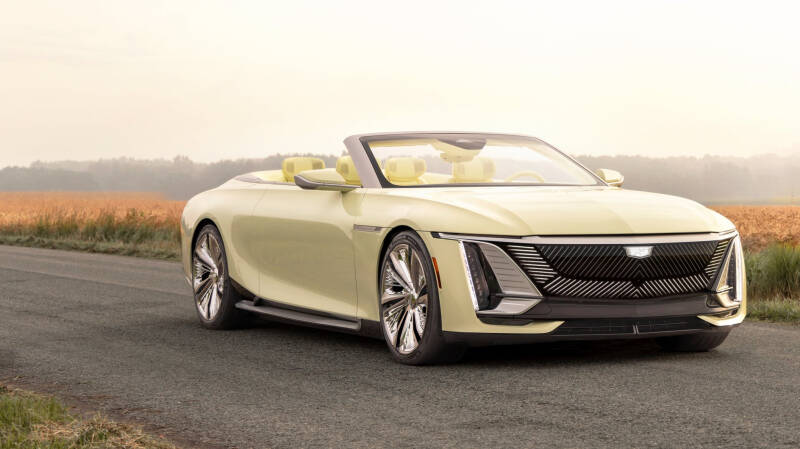 Новый Cadillac оснастили птичьими манками