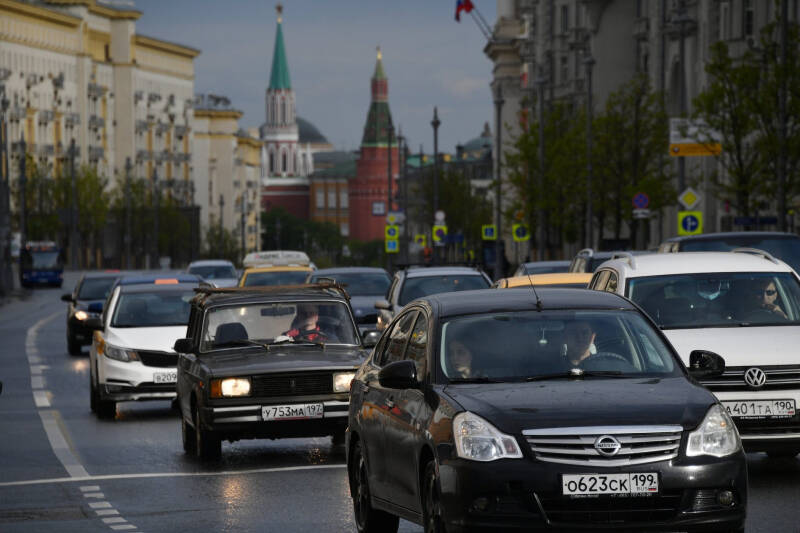 Россиянам рассказали, насколько подорожают авто из-за роста утильсбора