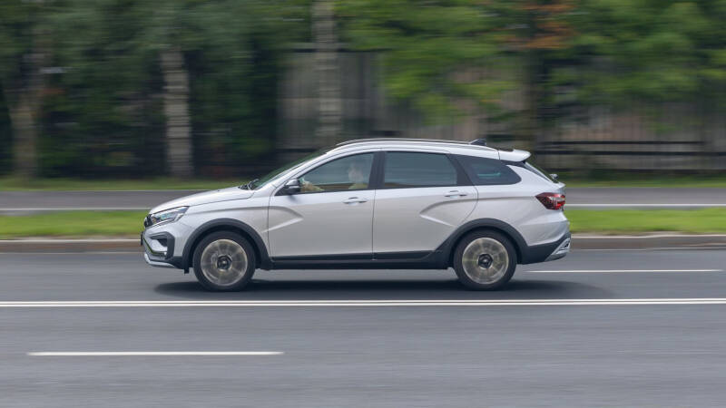 Универсалы Lada Vesta стали хитом продаж в Беларуси