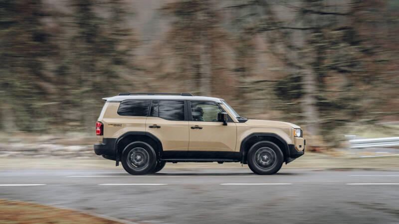 Стартовал выпуск нового Toyota Land Cruiser Prado, его доверили китайцам