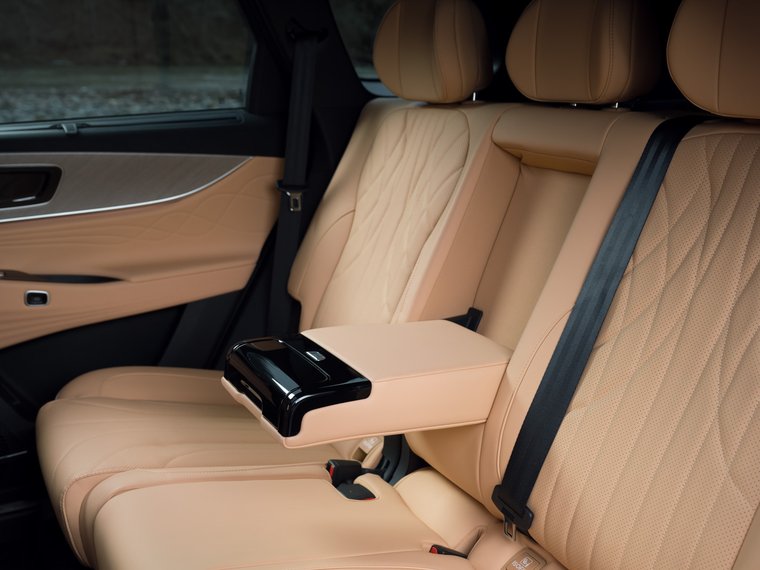 Тест-драйв Jaecoo J8: кроссовер, который выделяется