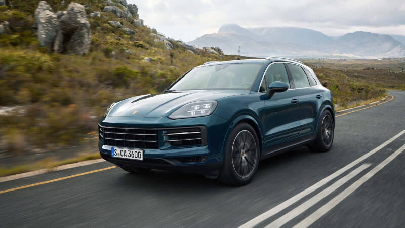 Как сейчас покупают Porsche в России: модели и цены