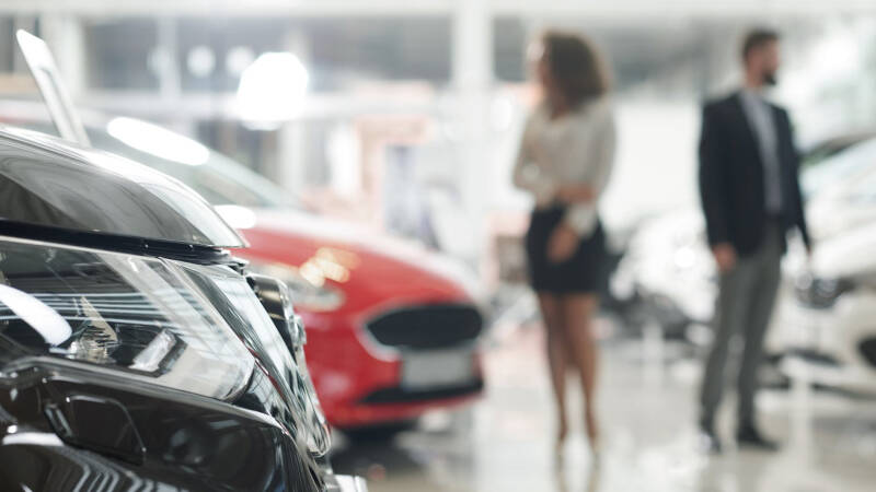 Подержанные автомобили в июне продавались хуже