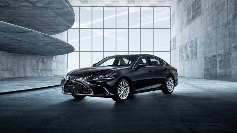 Как купить Lexus в России: модели в наличии и цены у дилеров