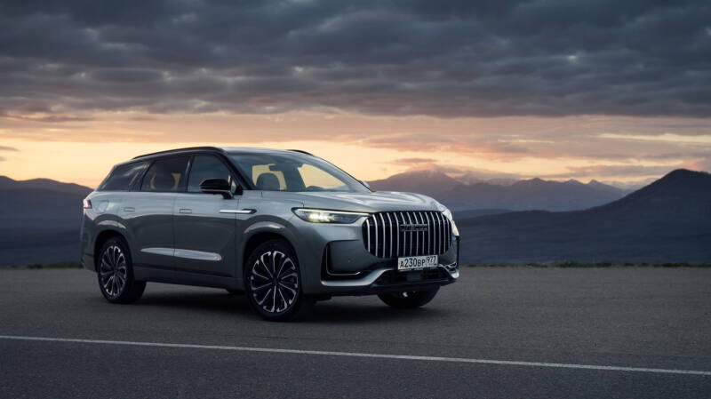 Тест-драйв Jaecoo J8: кроссовер, который выделяется