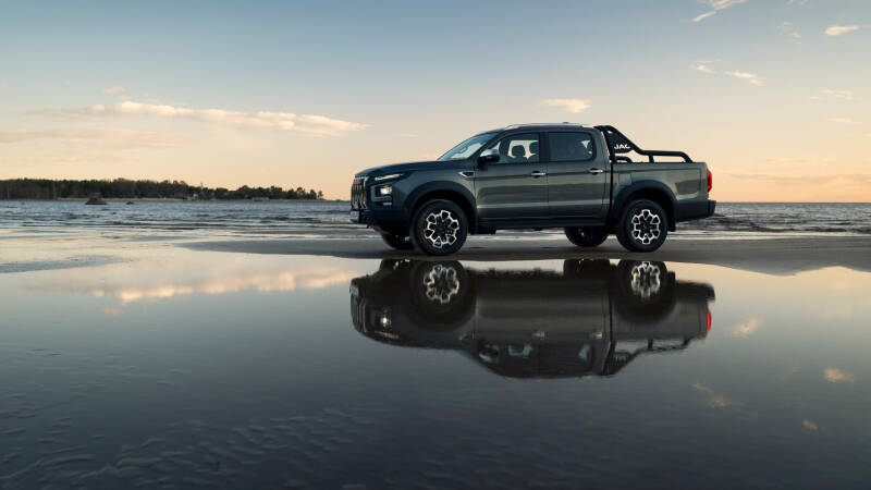 Фишерманс френд: тест пикапа JAC T9 с агрессивной внешностью и «автоматом»