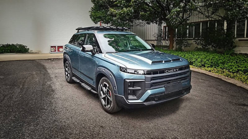 Jaecoo J7 получил &laquo;злую&raquo; версию. Кроссовер уже показали на фото