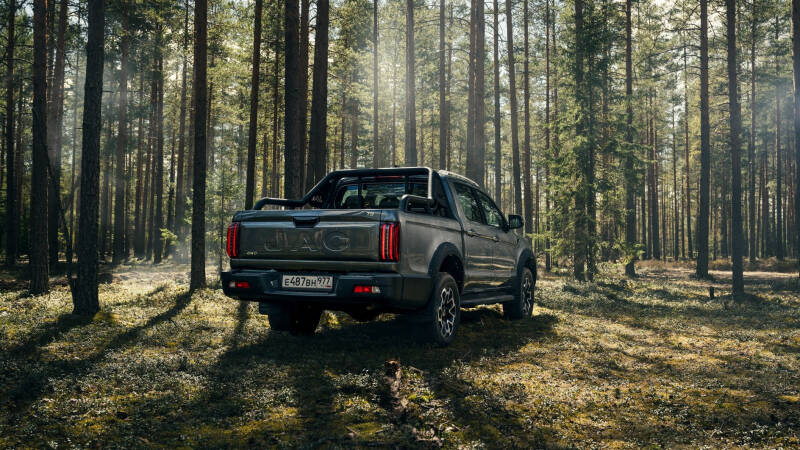 Фишерманс френд: тест пикапа JAC T9 с агрессивной внешностью и «автоматом»