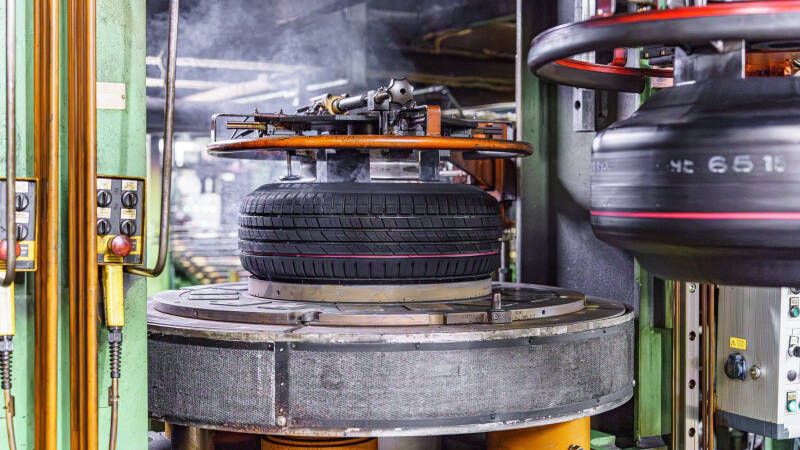 «ТатНефть» запустила производство бюджетных шин в Казахстане