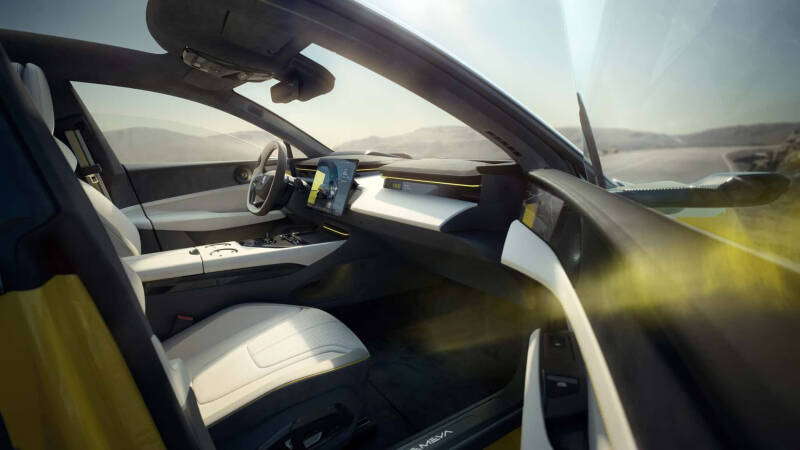 В России появилась новая модель Lotus